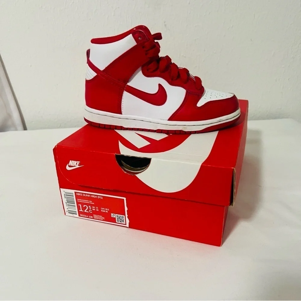 Nike Dunk High (PS) White/University Red Size 13.5 DD2314-106 School Casual EUC